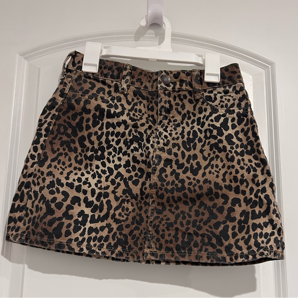 GAP Leopard Print Denim Skirt